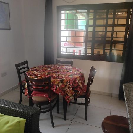 Sue-Etoile Self Catering Apartment Pointe Au Sel Bagian luar foto