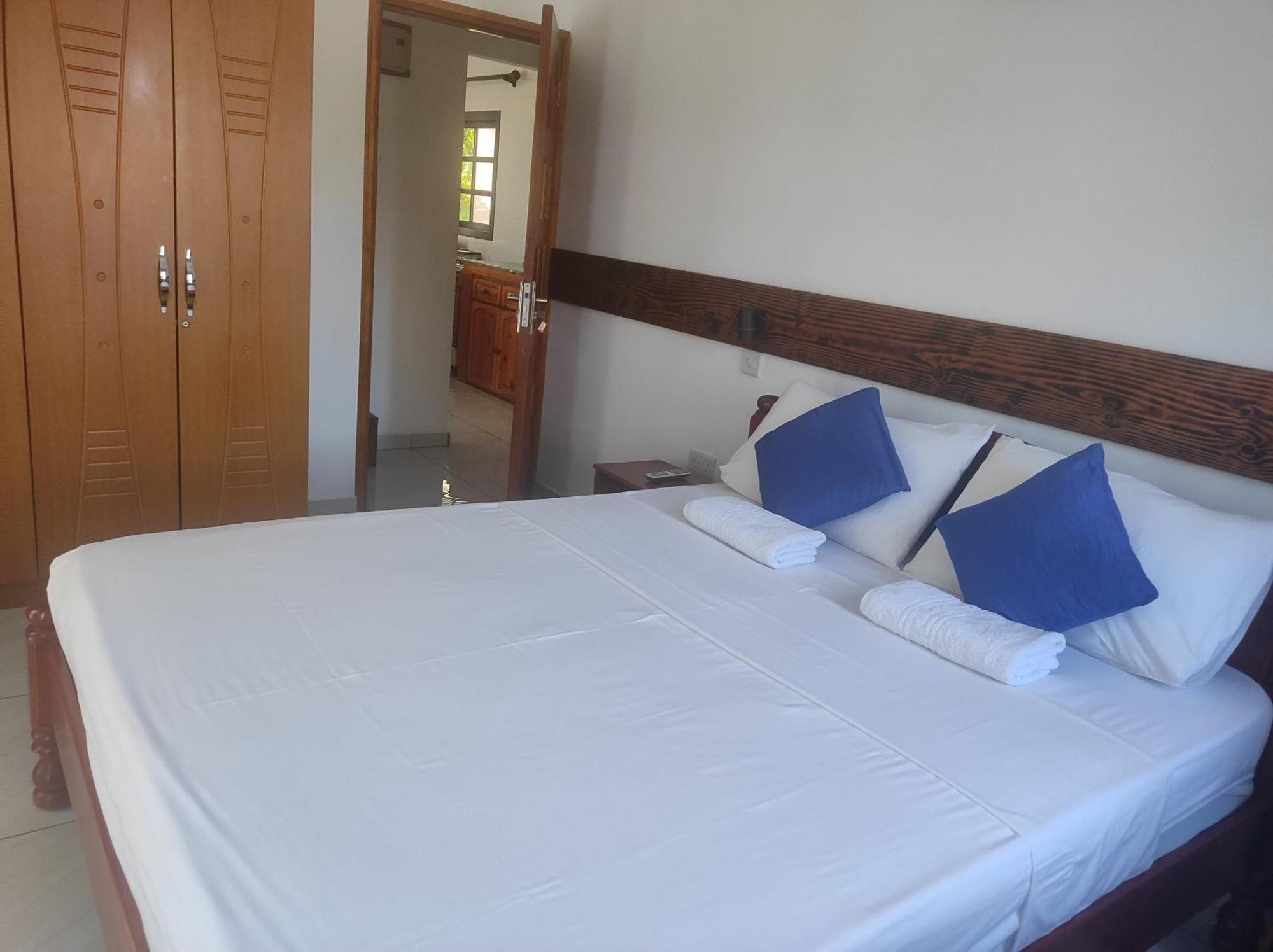 Sue-Etoile Self Catering Apartment Pointe Au Sel Bagian luar foto